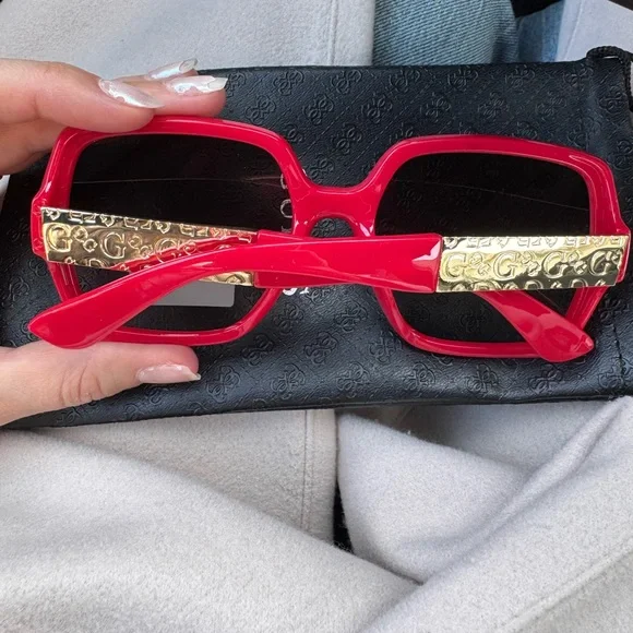 GUESS Women's Bold Red Sunglasses - Picture 2 of 5